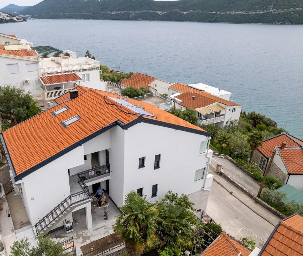 Villa Emina Sa Privatnom Plazom I Parkingom Neum Exterior photo