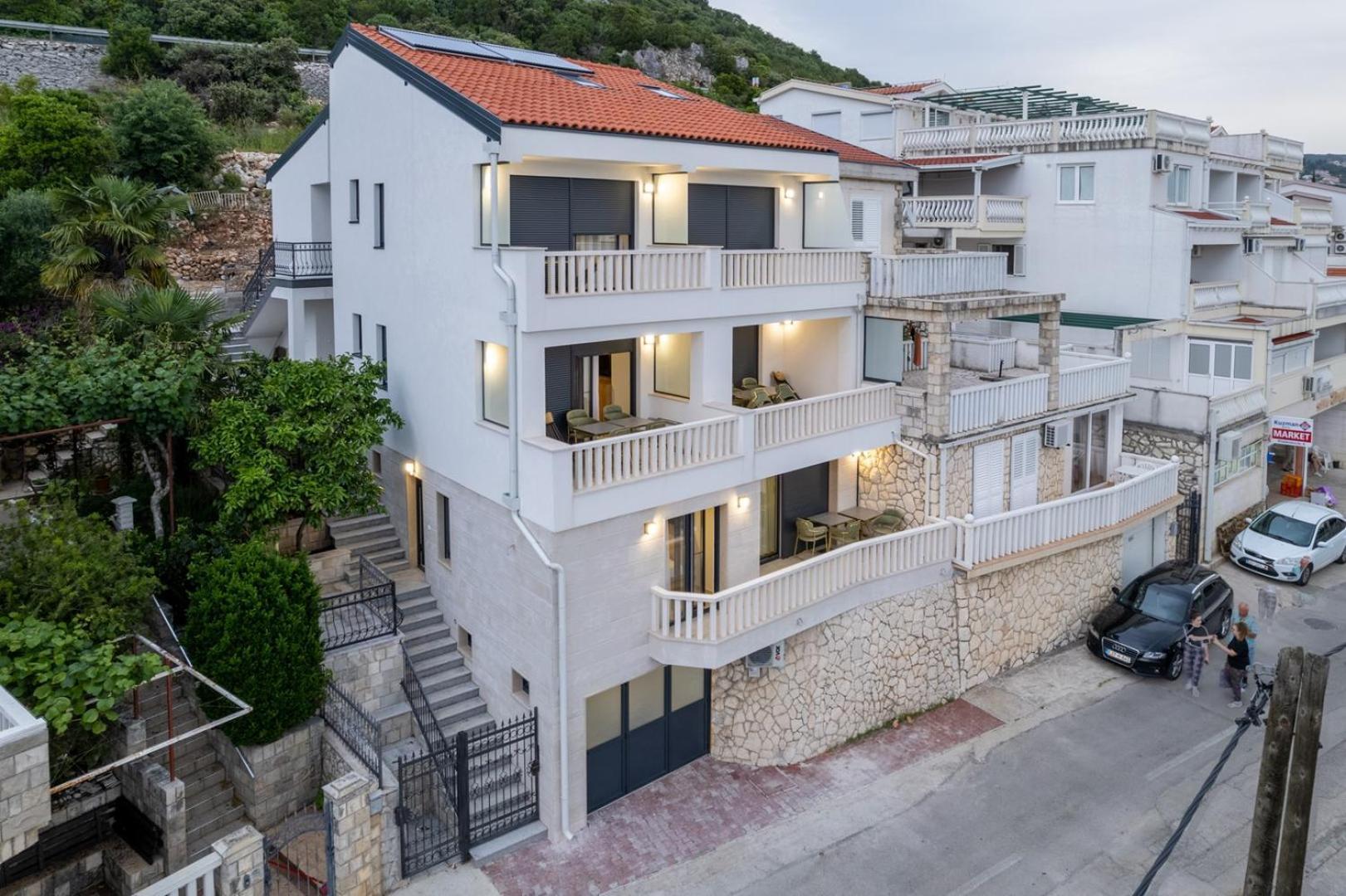 Villa Emina Sa Privatnom Plazom I Parkingom Neum Exterior photo